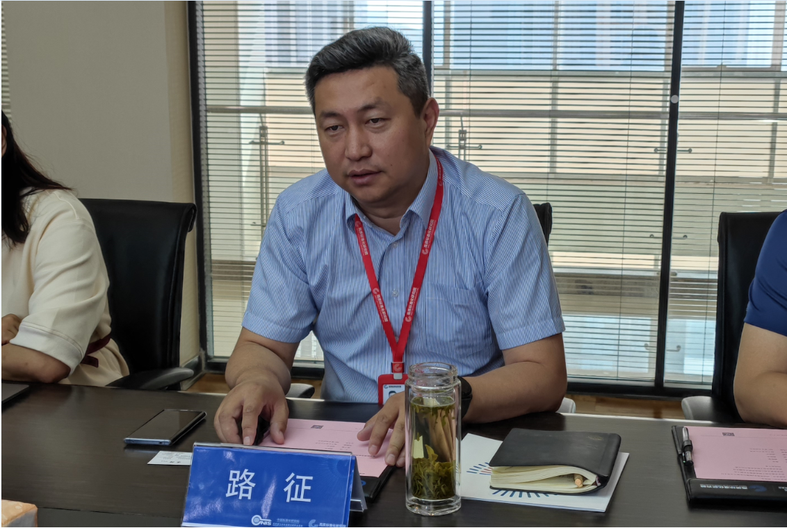 会上,路征院长首先对朱风涛一行的到来表示欢迎,随后对高质院的背景